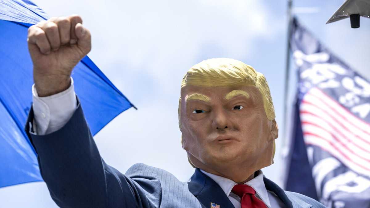 Immagine di "Andrò a trovare Trump, ora lo sosteniamo più di prima”, ci dice l’uomo “americano” di Meloni