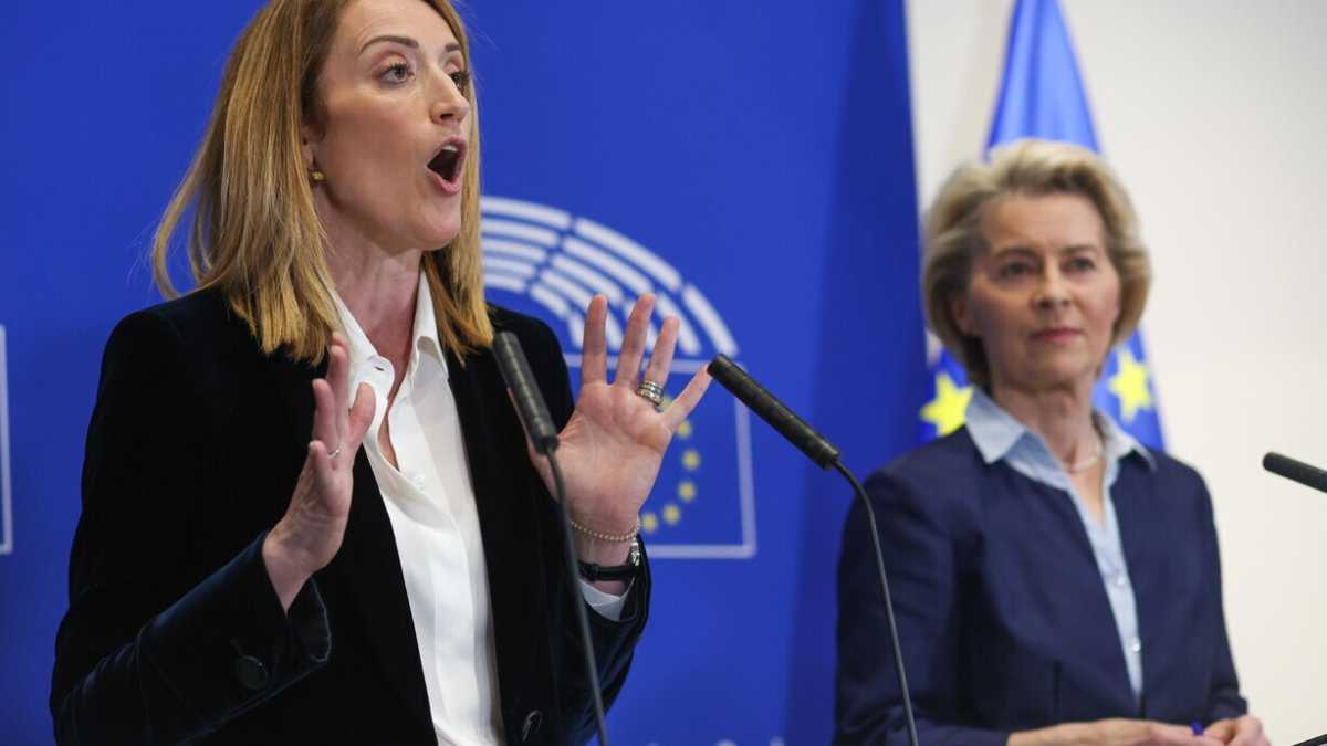 Immagine di Metsola e von der Leyen, la continuità di una leadership che potrebbe rivelarsi un’illusione
