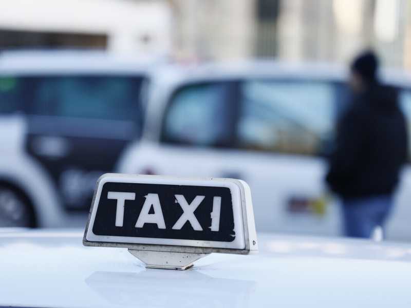 Un colpo al fortino anticoncorrenziale dei taxi