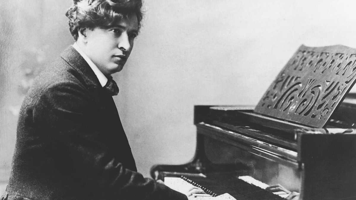 Immagine di Cent’anni fa moriva Ferruccio Busoni, pianista prodigioso che fu ponte verso la modernità