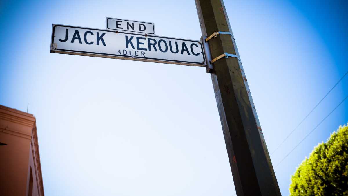 Immagine di La parola giusta. Da Kerouac a Leopardi, quando la scrittura è “approssimazione”