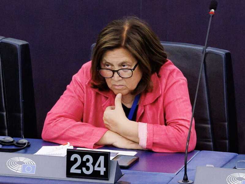 Lucia Annunziata: “L’Italia non è isolata. Capisco la scelta di Meloni, dubbi su von der Leyen anche nel Pse”