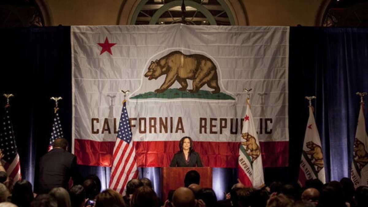 Immagine di Elon Musk non abita più qui: la California di Kamala Harris e i suoi nemici
