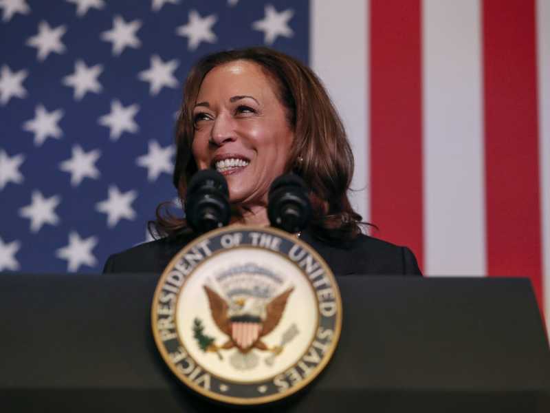 Harris punta sulla middle class e attacca il truffatore Trump