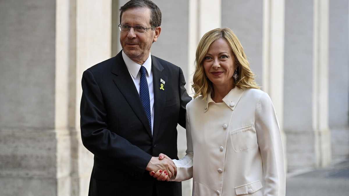 Immagine di Il presidente di Israele Herzog in visita da Meloni e Mattarella tra proteste pro Pal e una Roma blindata