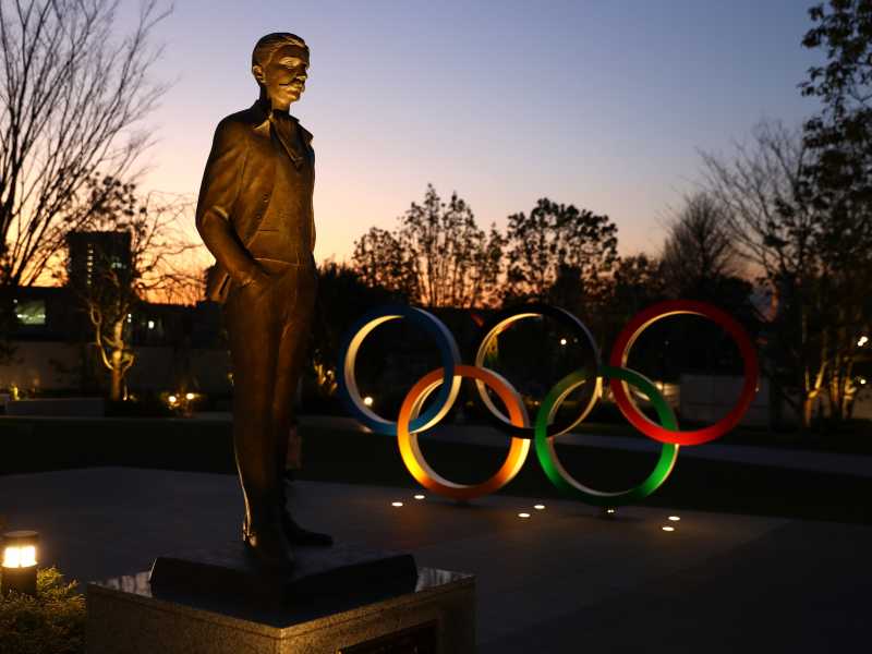Una statua di Pierre De Coubertin, il fondatore delle Olimpiadi - foto via getty Images