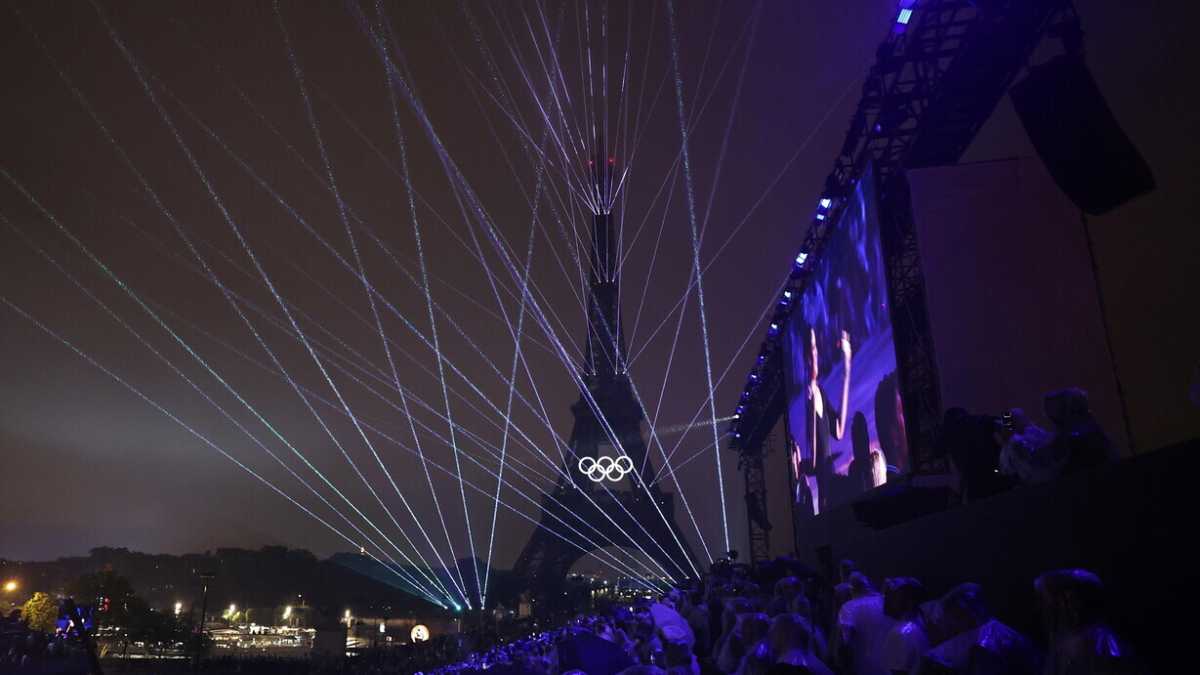 Immagine di Il nichilismo allegro e un po’ burino che ha aperto Paris 2024