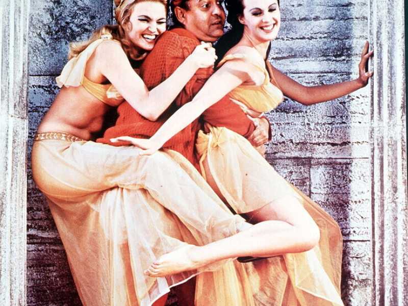 Zero Mostel in &ldquo;A Funny Thing Happened on the Way to the Forum&rdquo; di Richard Lester, trasposizione cinematografica del musical di Stephen Sondheim (Olycom)&nbsp;<br />