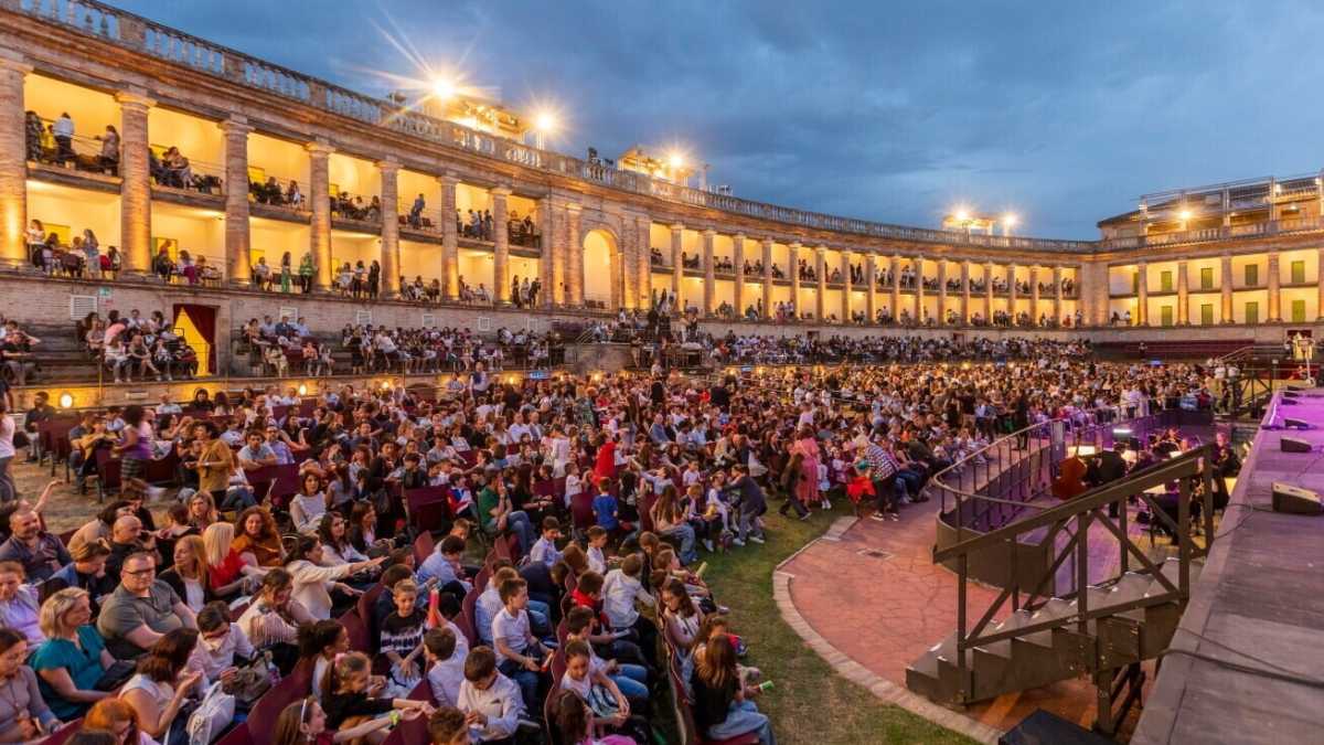Immagine di Allo Sferisterio di Macerata un’opera come si deve. Non era scontato. Applausi