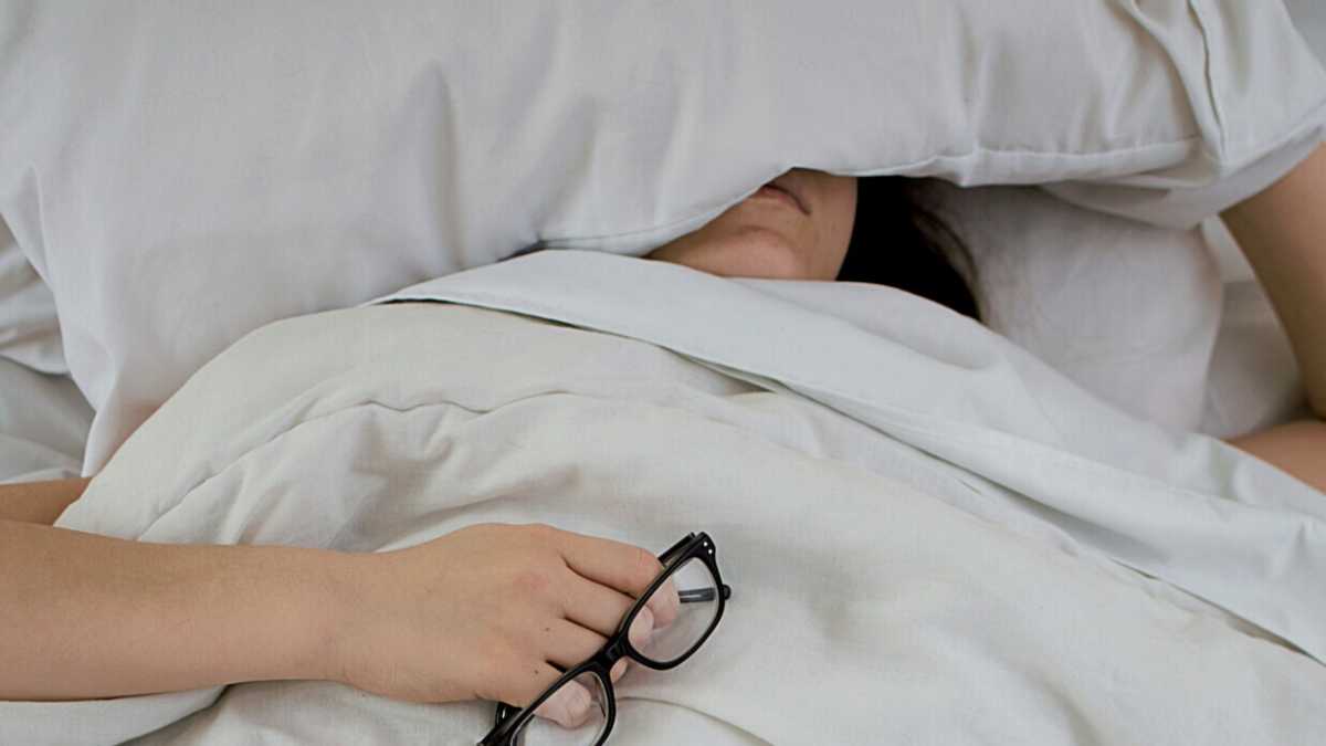 Immagine di È boom di "sleep tourism", ma tanto invecchia e muore anche chi dorme otto ore