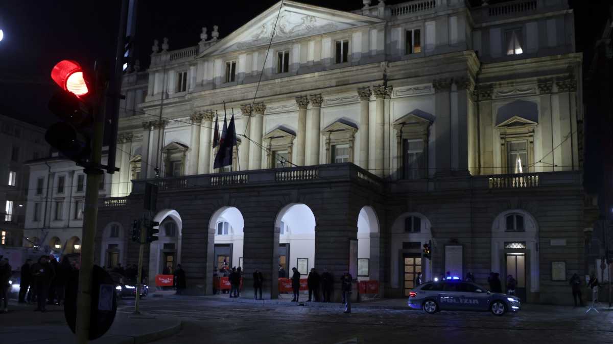 Immagine di Marco Balich con la moda green alla Scala