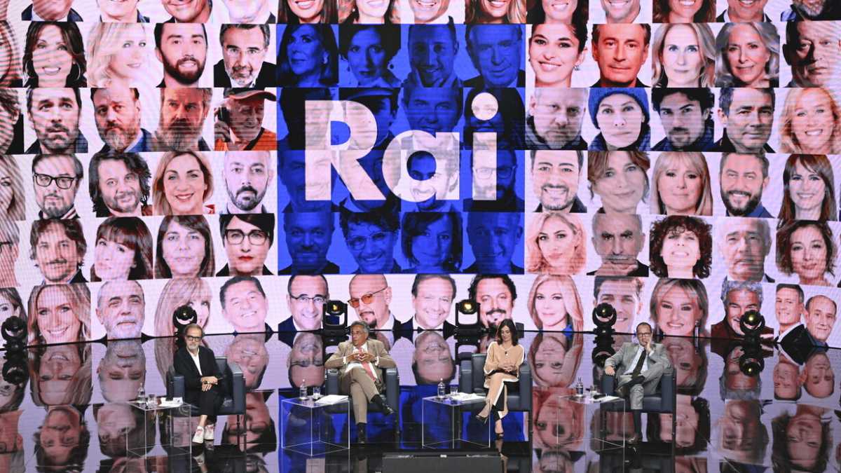Immagine di Oggi privatizzare la Rai non vuol più dire ammazzare la tv commerciale. Che si aspetta?