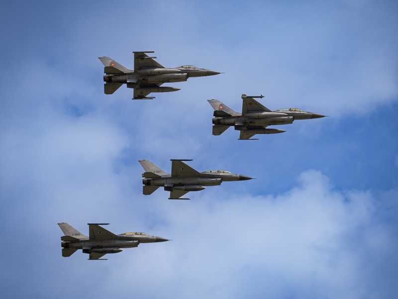 Gli f-16 in Ucraina, benarrivati