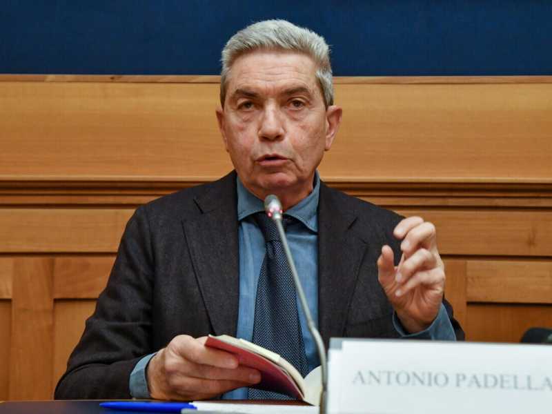 "Meloni, attenta: serve più attenzione per la stampa. Ma rievocare l'editto bulgaro fa ridere", ci dice Padellaro