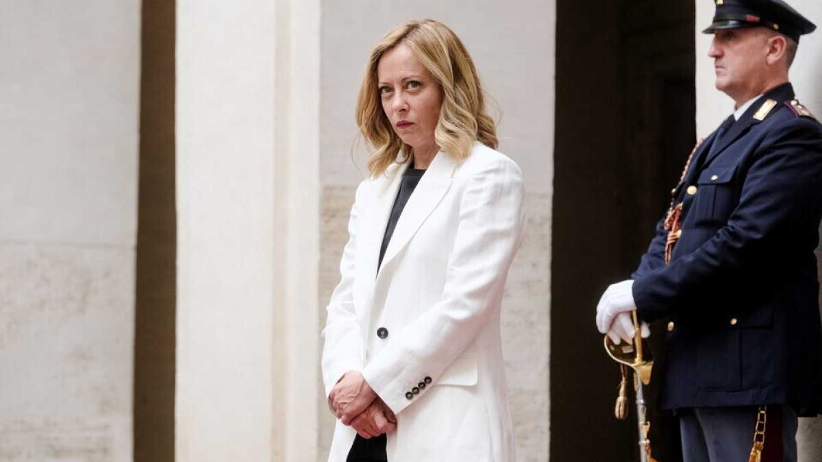 Immagine di Meloni per l'anniversario della strage di Bologna: "Grave dire che le radici sono nella destra di governo"