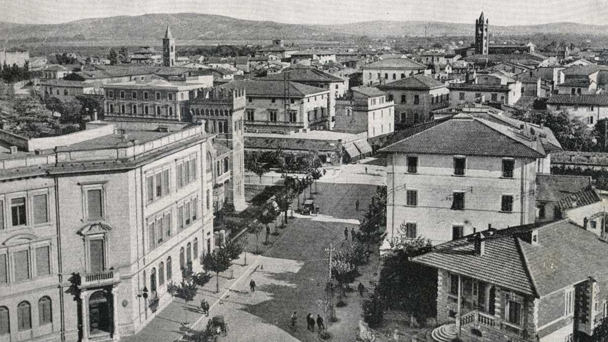Immagine di Chiacchiere alla stazione di Grosseto
