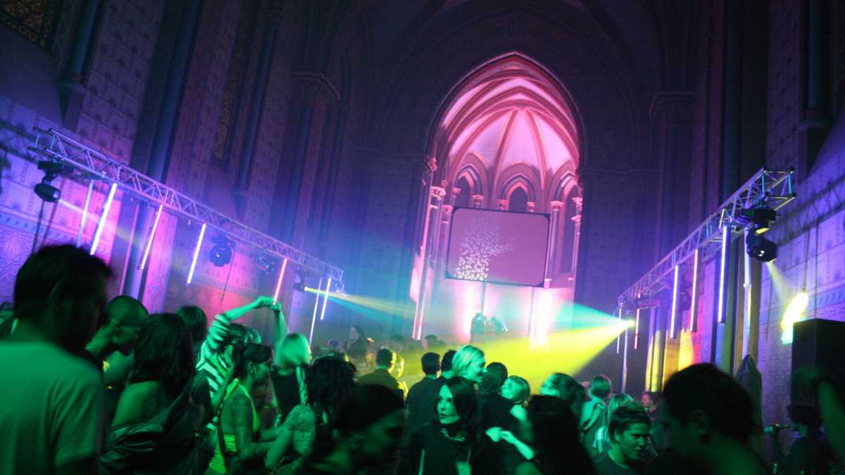 Immagine di Il sacro è morto ben prima di Parigi 2024