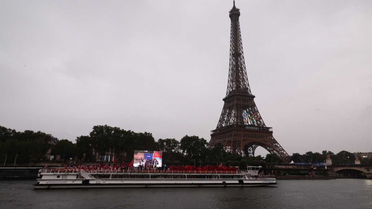 Immagine di “La bellezza di Parigi ci fa dimenticare ogni problema, anche durante i Giochi”. Parla Simon Kuper
