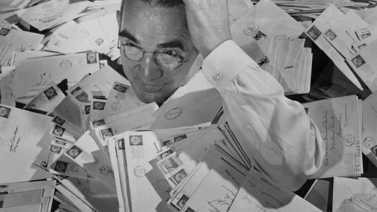 Immagine di L’invenzione dei numeri civici e dei francobolli, e gli uffici delle “lettere morte”. Storia di come siamo diventati rintracciabili