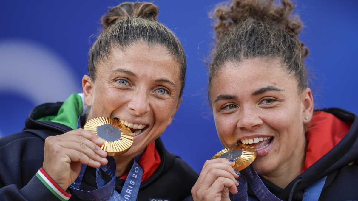 Immagine di Paolini ed Errani conquistano uno storico oro nel doppio. "Un'emozione unica"