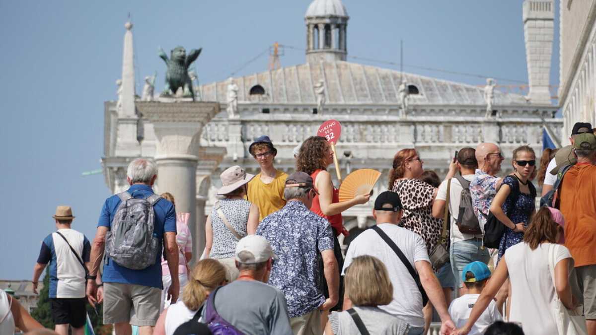 Immagine di Federalberghi: "Nuova tassa di soggiorno? Una mazzata. I turisti fuggiranno in Croazia"