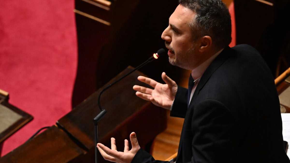 Immagine di Conte perde pezzi: il grillino Trevisi passa con i berlusconiani