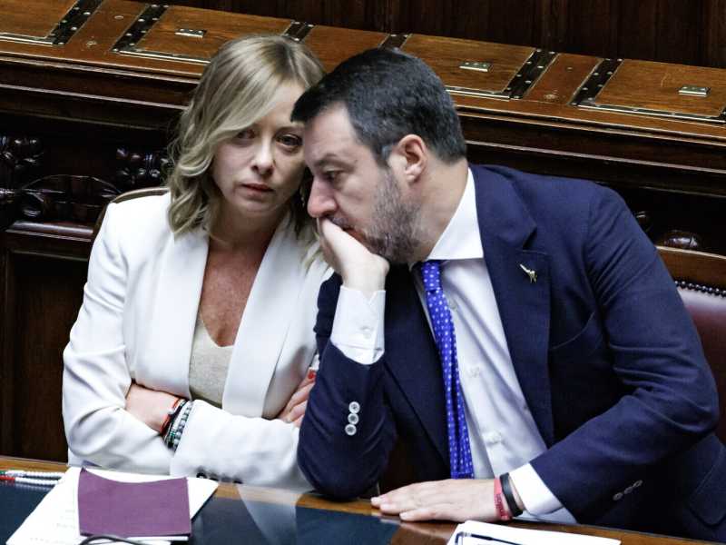 Il papello di Salvini a Meloni. Chiede di tutto, anche Rai Cultura. Meloni chiama il Pd