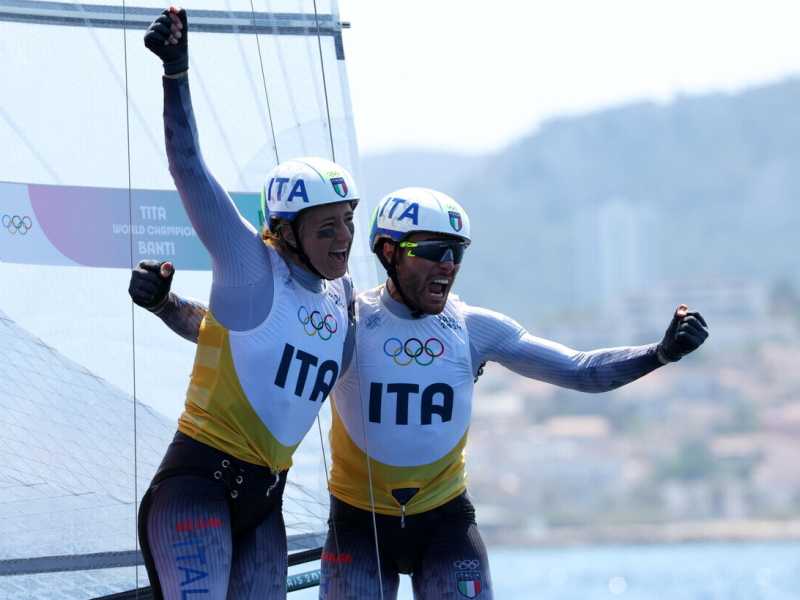Tita e Banti, la coppia d'oro della vela azzurra entra nella leggenda olimpica
