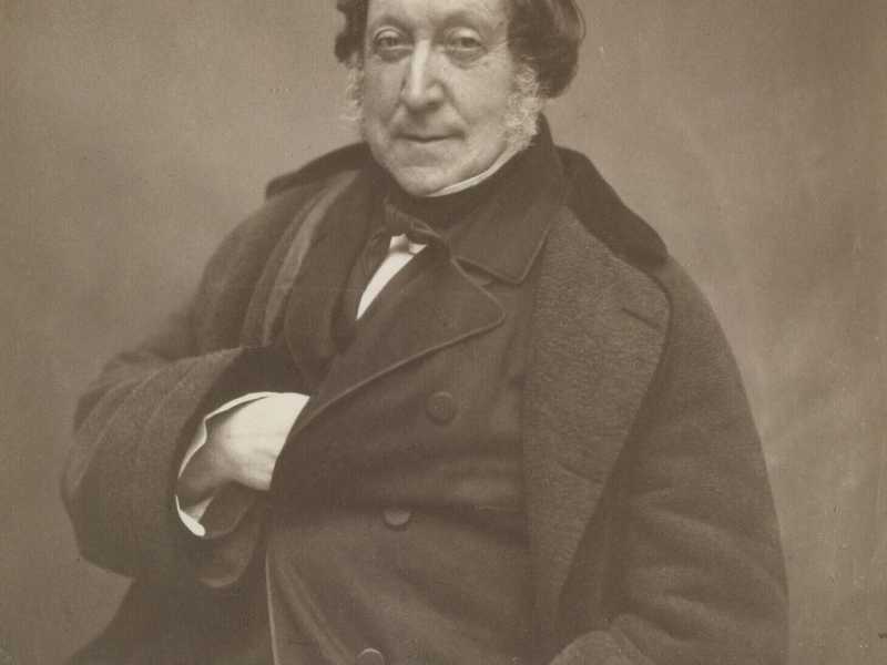 Ermione e fiamme. Stasera a Pesaro “non c’è che una nota: quella dell’ira”. L’opera di Rossini, da vertigini