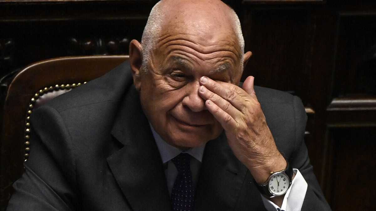 Immagine di Nordio ostaggio della Lega sulle carceri. Invoca Mattarella ma va in ferie