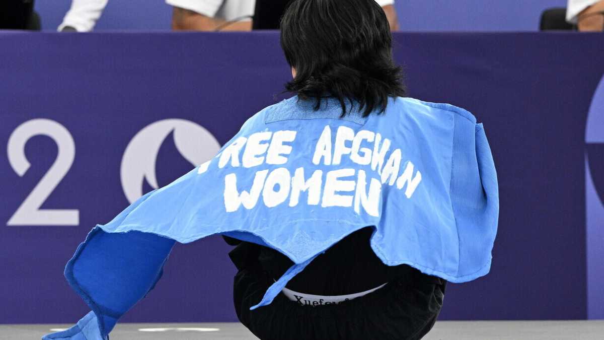 Immagine di Le donne afghane e la foto che manca nel nostro mondo gaio