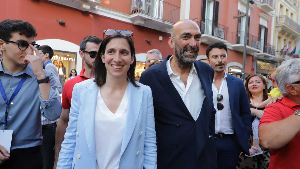 Immagine di A Bari il campo largo sta implodendo: il neosindaco Leccese ancora senza giunta
