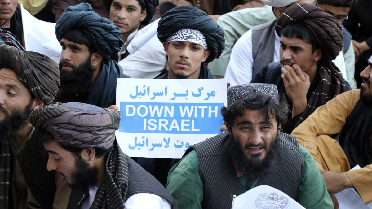 Immagine di Per capire l’odio degli ayatollah basta leggere, frase per frase
