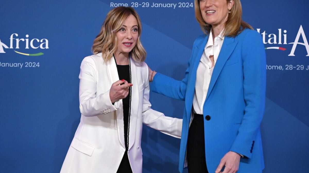 Immagine di Meloni e l'assillo commissario Ue. In Valle d'Itria arriva anche Metsola