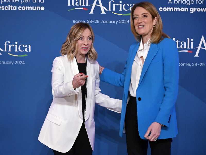 Meloni e l'assillo commissario Ue. In Valle d'Itria arriva anche Metsola