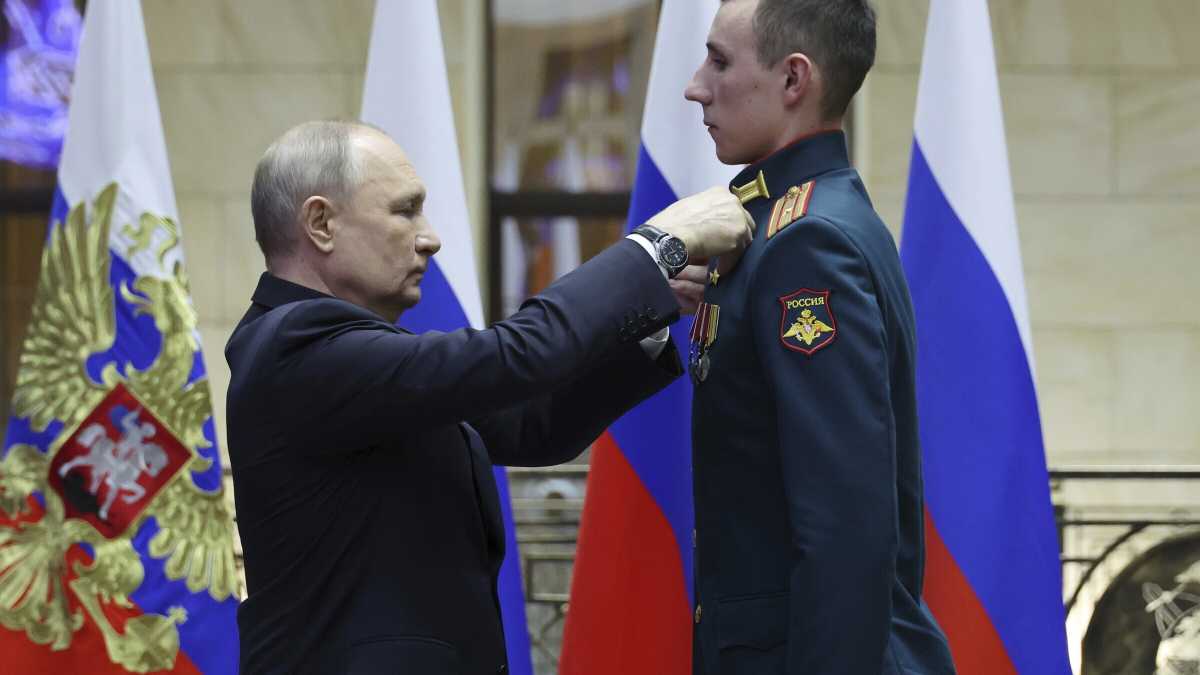 Immagine di Giovanissimi, migranti e detenuti: chi sono i nuovi soldati di Putin