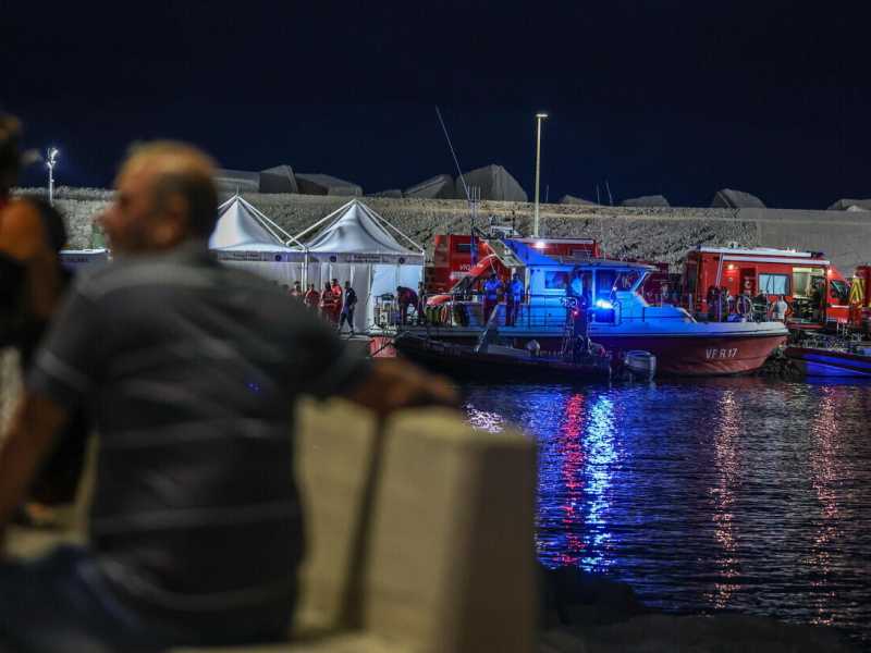 Un salto nel fatalismo di fronte al naufragio della barca affondata a Palermo