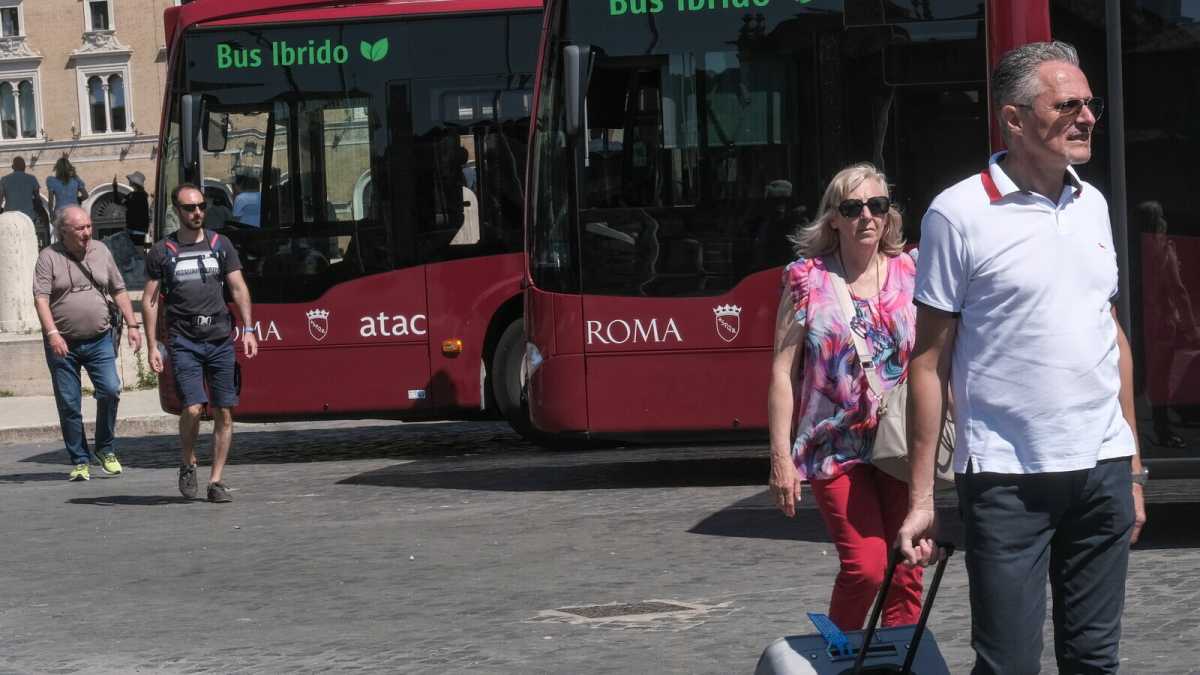 Immagine di Botta e risposta con l’assessore Patanè sul premio agli autisti Atac