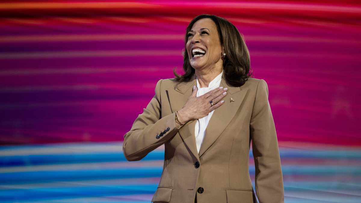Immagine di Loghi, meme, cani, un erede. La convention dei “creators for Kamala”