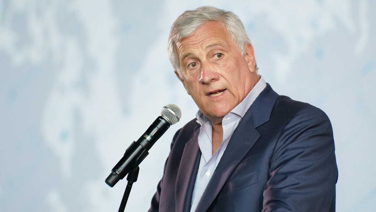 Immagine di Con lo ius scholae Tajani testa il futuro di FI. Parlano i sondaggisti Gigliuto e Noto
