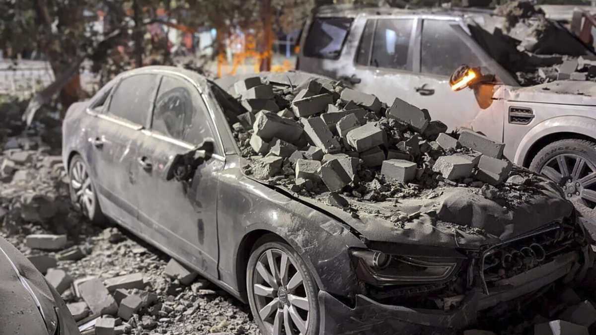 Immagine di Continua l'attacco di Putin contro l'Ucraina: nella notte missili e droni in diverse città