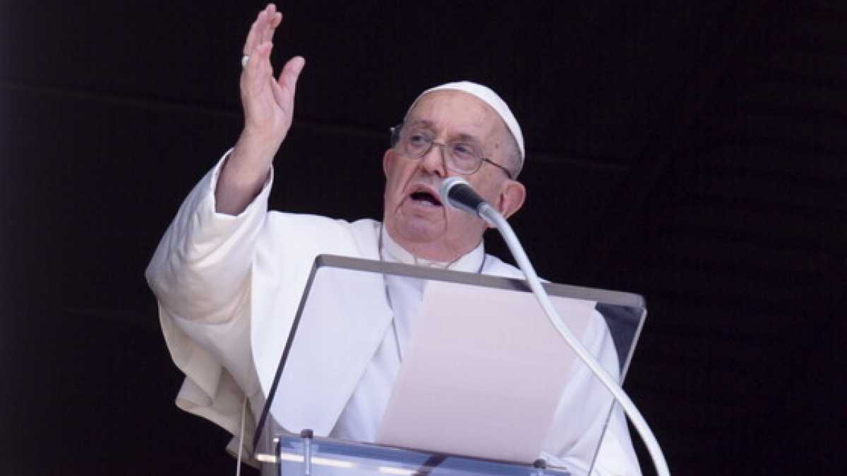 Immagine di Il Papa entra a gamba tesa su Kyiv