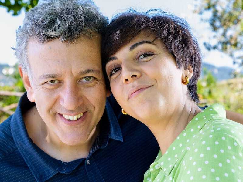 In vacanza con l'ex, per il bene dei figli: da Giorgia Meloni a Guido e Mariella di "Un posto al sole"