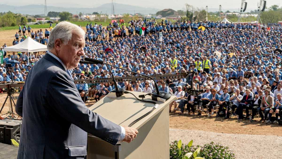 Immagine di Forzisti sul Veneto. Il piano di Tajani e Tosi per ingraziarsi i cattolici preoccupa perfino Zaia