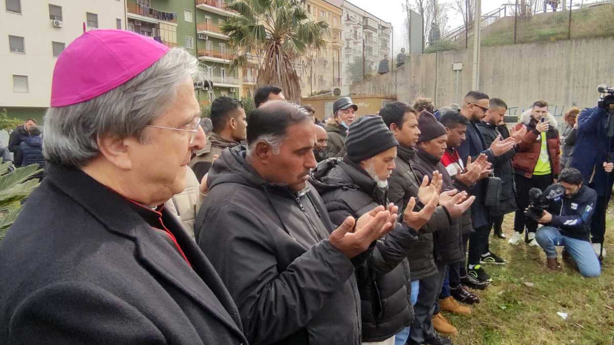 Immagine di Auguri a monsignor Savino