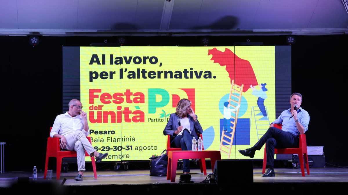 Immagine di Il ritorno di Renzi alla Festa dell'Unità: "Non massacrate Schlein, se stiamo insieme Meloni va a casa"