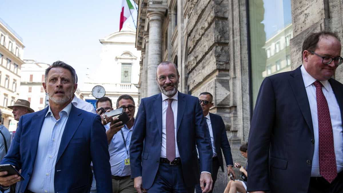 Immagine di Meloni incassa il sostegno di Weber per Fitto a Bruxelles: "All'Italia un ruolo forte"