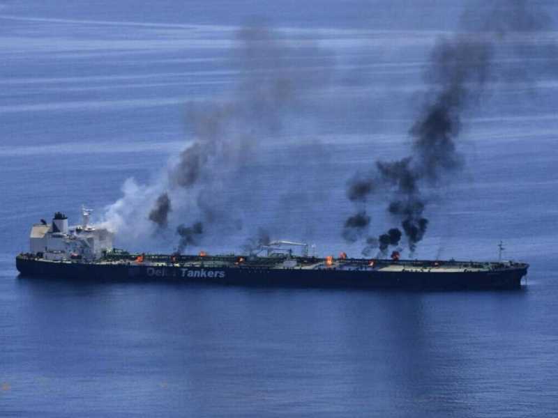  La petroliera Sounion nel Mar Rosso - foto Ansa