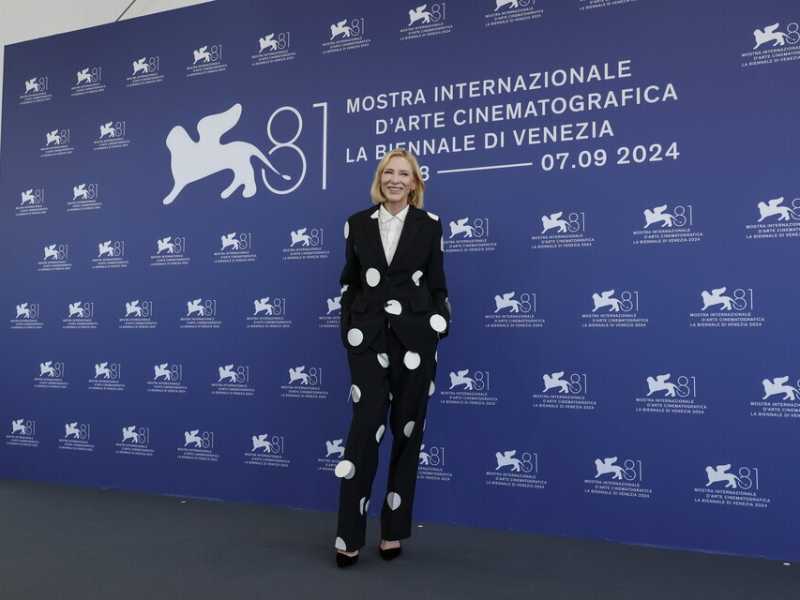 &nbsp;Cate Blanchet alla Mostra del Cinema di Venezia - foto LaPresse