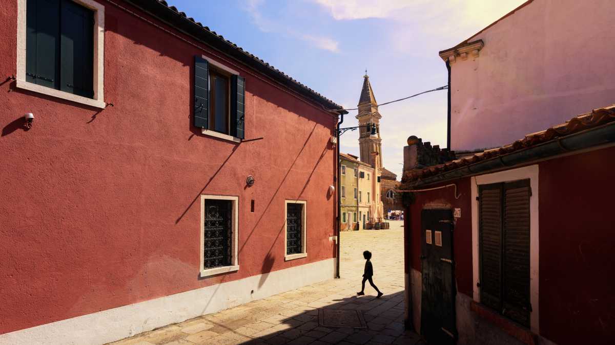 Immagine di Cosa rischia chi punta più sui pensionati che sugli immigrati. Uno studio